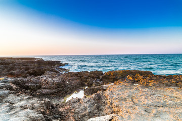 Fototapeta na wymiar rocky shore of the Apulian coast