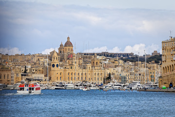 Entry into port of Valletta from the sea