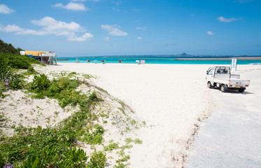 Cobalt blue of the sea and the sky, Minnajima Island, okinawa, japan / 沖縄水納島ビーチ　コバルトブルーの海と空
