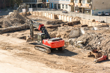 Bagger auf Baustelle