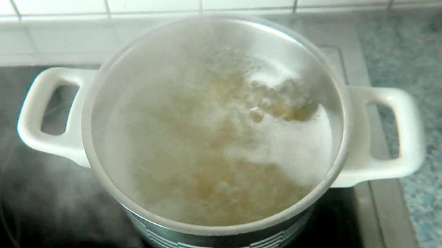 Nudeln kochen