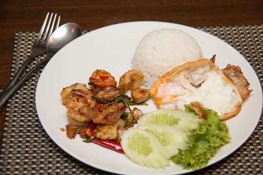 Thai spicy seafood style with rice