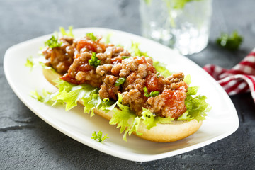 Sandwich with minced meat