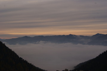 Obraz premium Misty Mountains