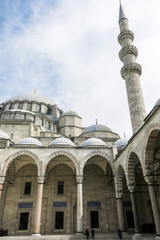The courtyard of the Suleymaniye Mosque. Istambul, Turkey