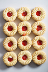 vanilla cookies with strawberry stuff