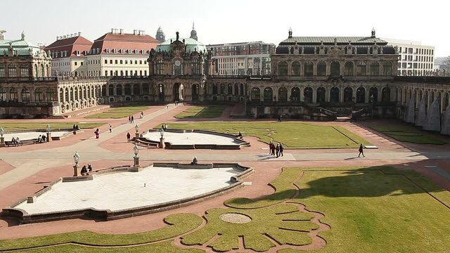 Dresden Art Gallery. Time-lapse.