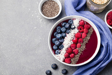 Mixed smoothie bowl raspberry blueberry chia seeds
