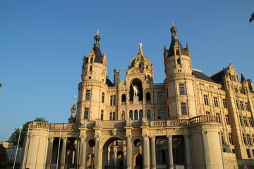 Fototapeta na wymiar Das Schweriner Schloss