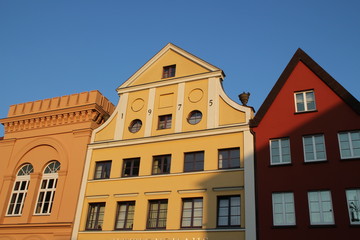 Fototapeta na wymiar Giebelhäuser in Schwerin