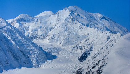 Fototapeta na wymiar Head of the Muldrow Glacier, Denali