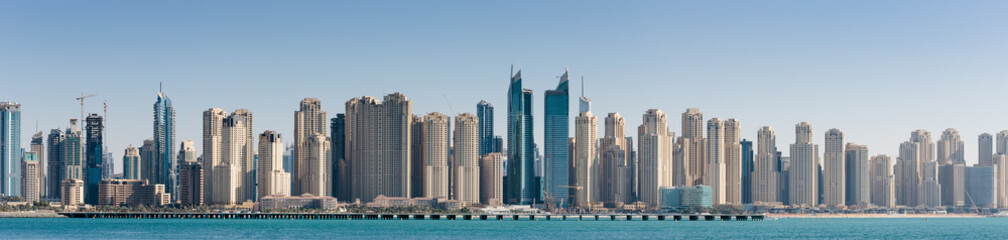 Fototapeta na wymiar Panoramic view of the Dubai Marina UAE