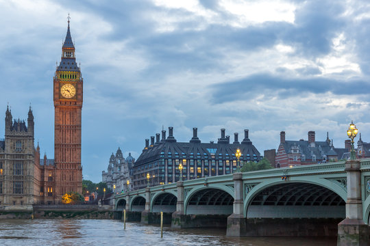 Amazing Night photo of Westminster Bridge and Big Ben, London, England, United Kingdom