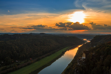 Nationalpark sächsische Schweiz Elbsandsteingebirge Bastei im S