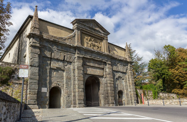 Fototapeta na wymiar San Agostino gate