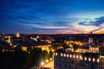 Naklejka premium Sunset cloudy sky over Vilnius, Lithuania