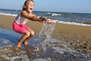 веселье и игры на море с водой 