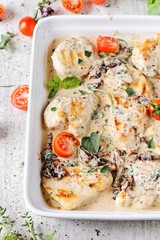 Creamy chicken with dried tomatoes and spinach