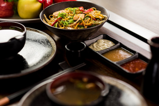 Bowl of soba noodles with vegetables.