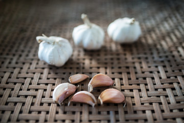 Garlic in the threshing basket