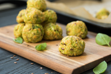 Tasty zucchini garlic bites with basil