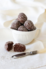 Healthy Chocolate Protein balls