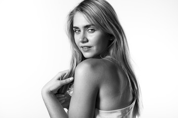 Obraz premium Pretty blonde girl posing in studio
