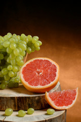 Grapefruit with grapes