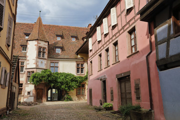 Fototapeta na wymiar village de Riquewihr, France Alsace 