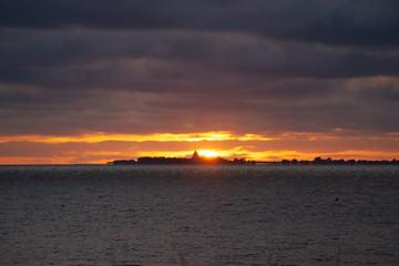 Cuxhaven Sonnenuntergang über der Insel neuwerk