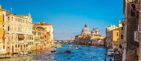 Naklejka premium Basilica Santa Maria della Salute in Venice