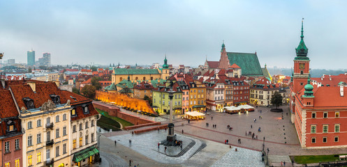 Naklejka premium Panoramiczny widok na Warszawę