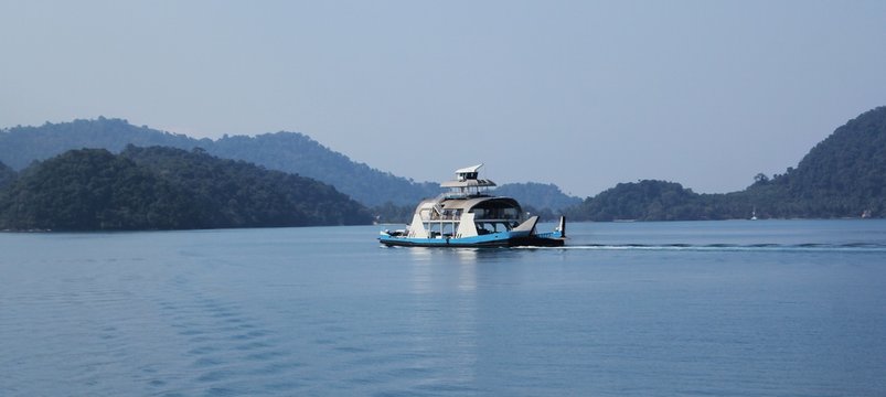 ferry to Koh chang Thailand