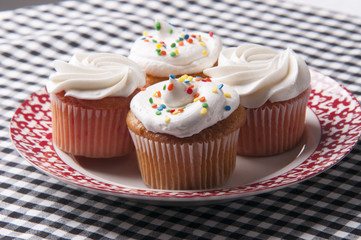plate of cupcakes