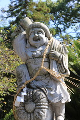 Fototapeta na wymiar 大神神社の大黒天像