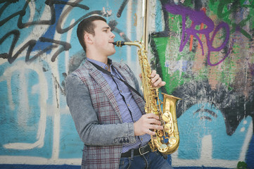 busker outdors hd