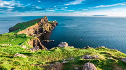 Foto op Plexiglas Kust Prachtige schemering bij de vuurtoren van Neist Point op Isle of Skye, Schotland