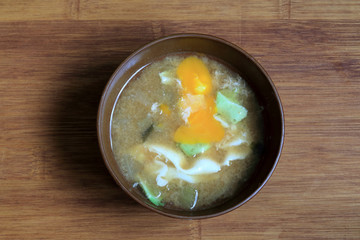 落とし卵汁