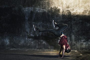 Breakdance Hiphop Dance Skill Streetdance Concept