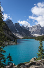 Obraz na płótnie Canvas Lake Louise in Banff National Park, Canada