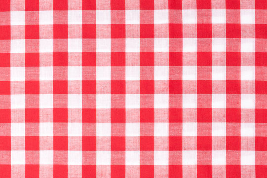 Seamless red checkered tablecloth background