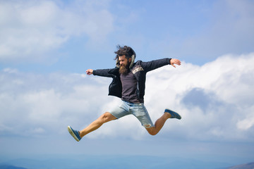 Obraz premium Man hipster jumps