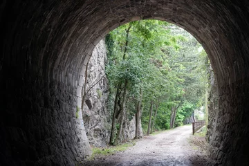 Tableaux ronds sur plexiglas Tunnel Tunnel in the rock