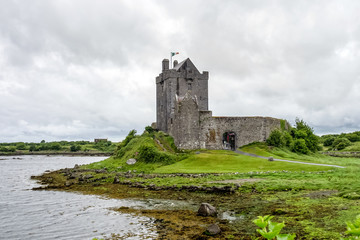 Fototapeta na wymiar Irland - Dunguaire Castle