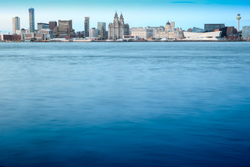 Obraz premium Across the Mersey