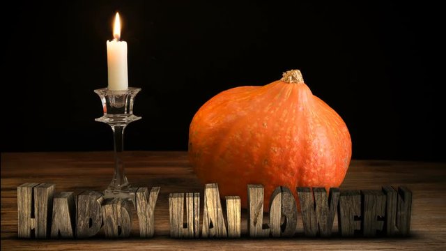 zucca di Halloween con testo 3D su legno