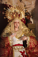 Fototapeta na wymiar Statue of the Blessed Virgin Mary in Salamanca
