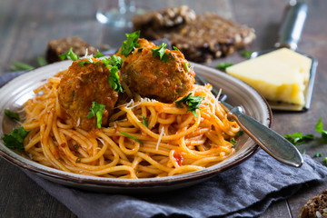 Pasta with meat balls and herbs
