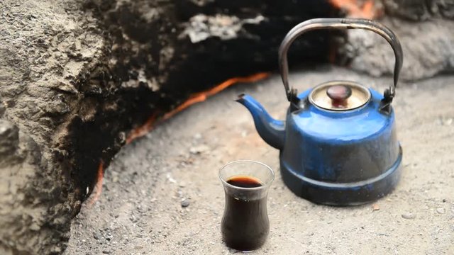 doğada &ccedil;ay hazırlamak