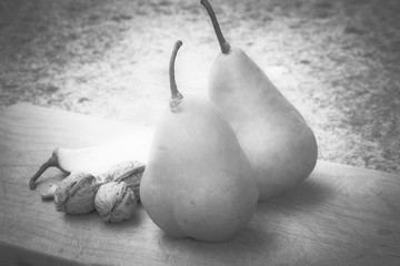 Pears, chocolate and nuts